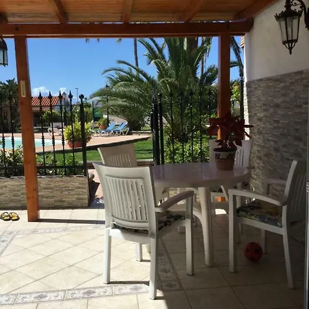 Porches Rosario Apartman